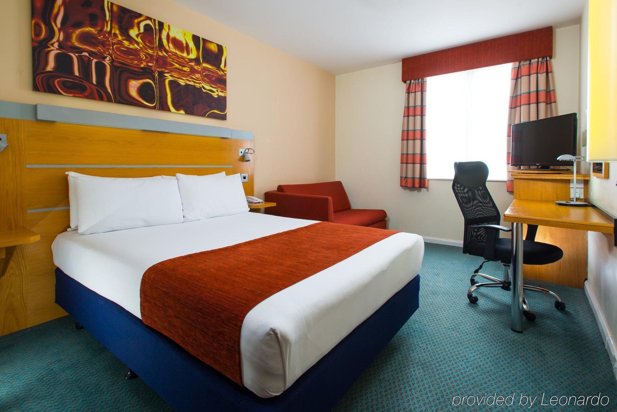 Holiday Inn Express Cardiff Bay, An Ihg Hotel Екстер'єр фото