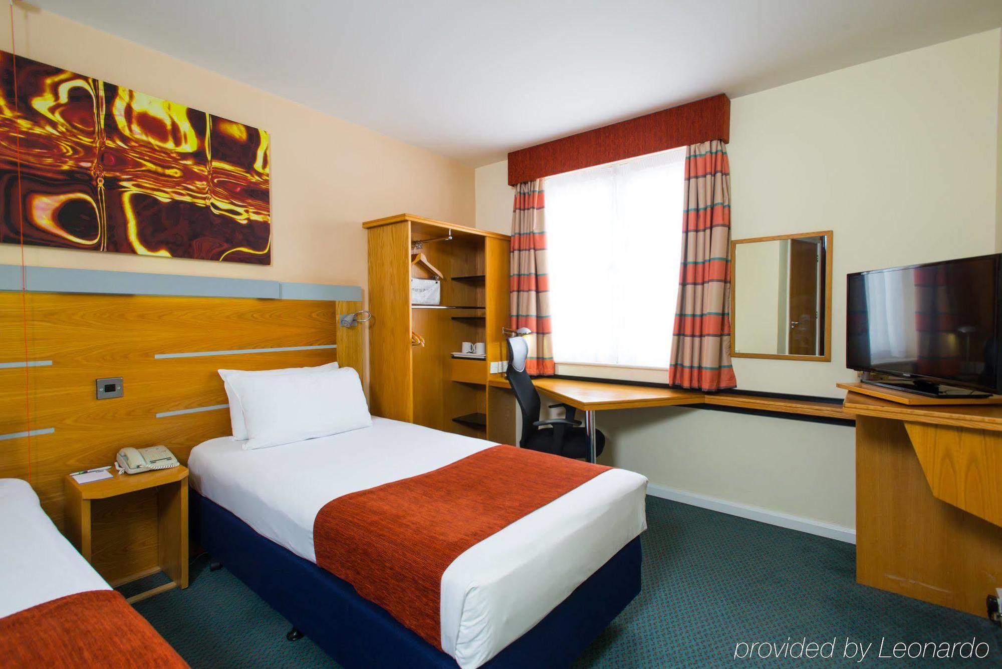 Holiday Inn Express Cardiff Bay, An Ihg Hotel Екстер'єр фото